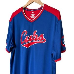 Fanatics Men's MLB Chicago Cubs V-Neck Jersey Blue/Red Size XL Game Day Casual